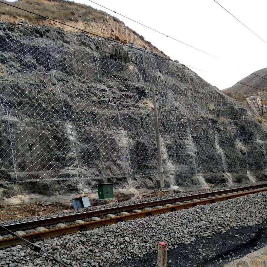 高速公路边坡防护网图片